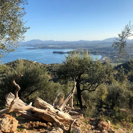Semesterbostad House Tanna Of Intaba Spectacular Sea Views Corfiot Riviera Spartilas Corfu Island Greece Close To Ipsos With A Shared Pool Spartylas