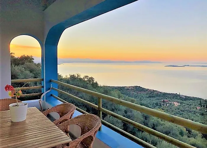 Semesterbostad House Tanna Of Intaba Spectacular Sea Views Corfiot Riviera Spartilas Corfu Island Greece Close To Ipsos With A Shared Pool Spartylas
