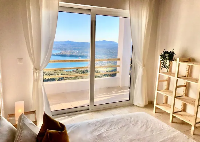 Dom wakacyjny House Tanna Of Intaba Spectacular Sea Views Corfiot Riviera Spartilas Corfu Island Greece Close To Ipsos With A Shared Pool *